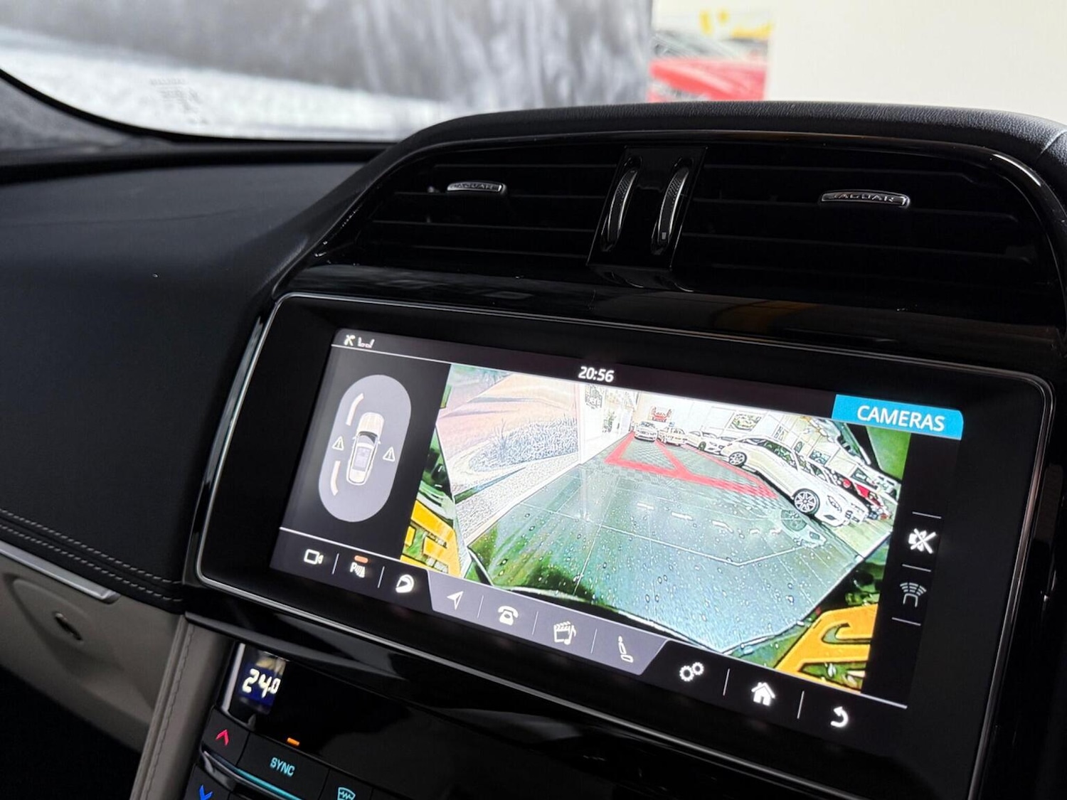 Used Jaguar F-Pace 2021 for sale - 77906421: Photo 50