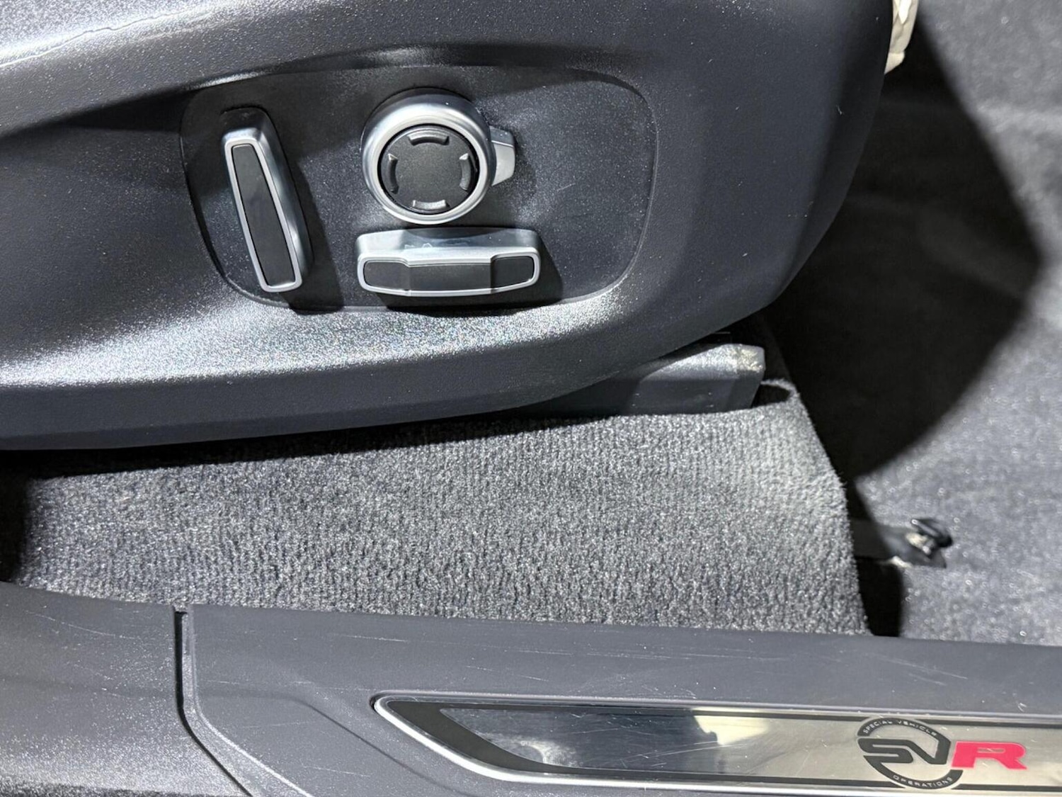 Used Jaguar F-Pace 2021 for sale - 77906421: Photo 9