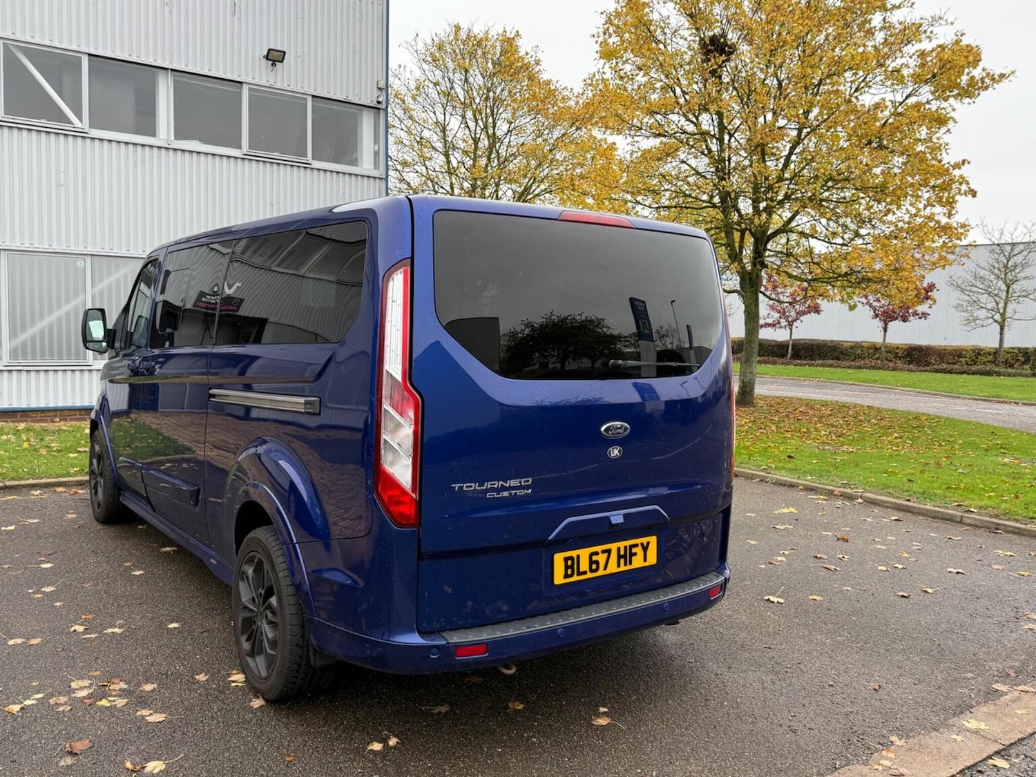 Used Ford Tourneo Custom 2017 for sale - 76369292: Photo 8