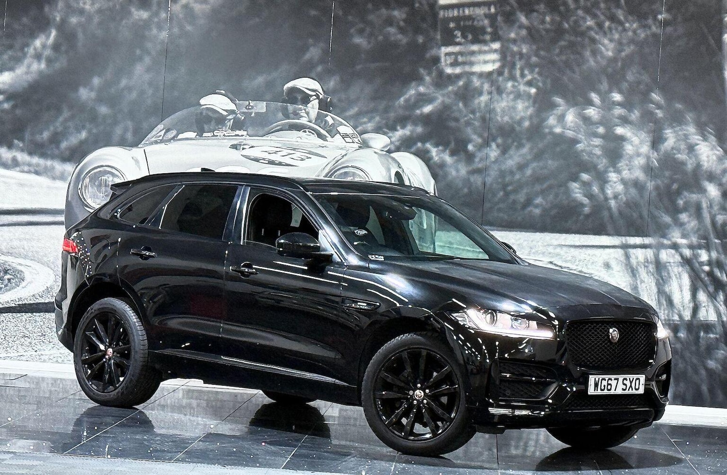 Used Jaguar F-Pace 2018 for sale - 76391462: Photo 1