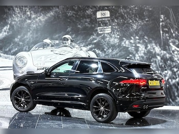 Used Jaguar F-Pace 2018 for sale - 76391462: Photo
