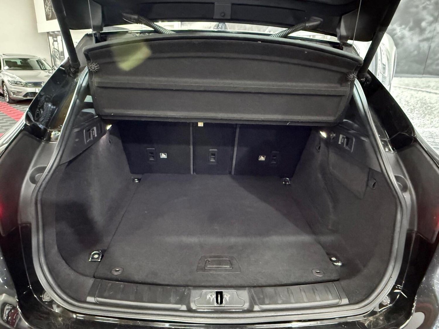 Used Jaguar F-Pace 2018 for sale - 76391462: Photo 7