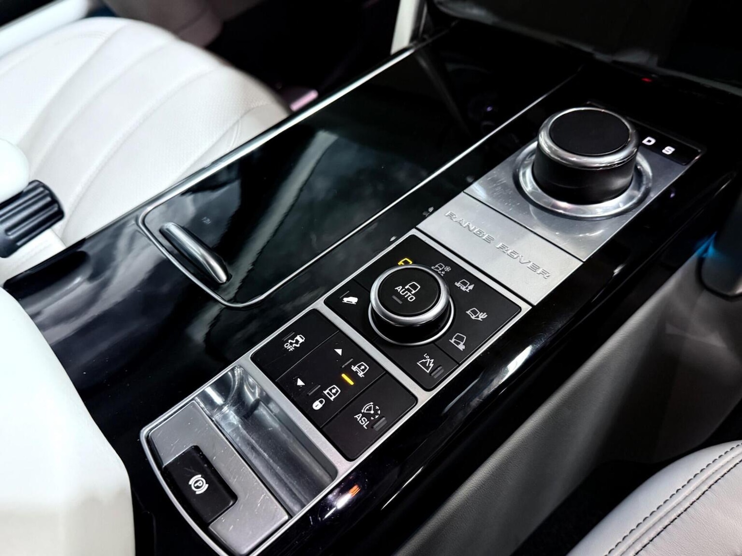 Used Land Rover Range Rover 2014 for sale - 76741311: Photo 52