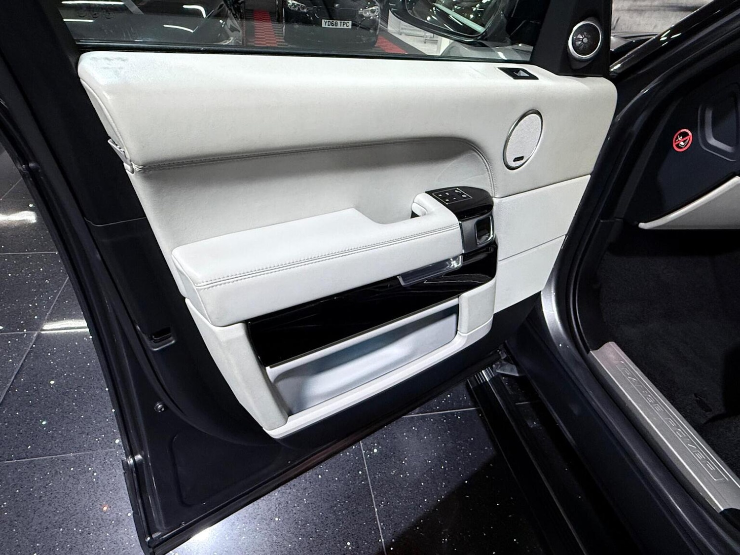 Used Land Rover Range Rover 2014 for sale - 76741311: Photo 66