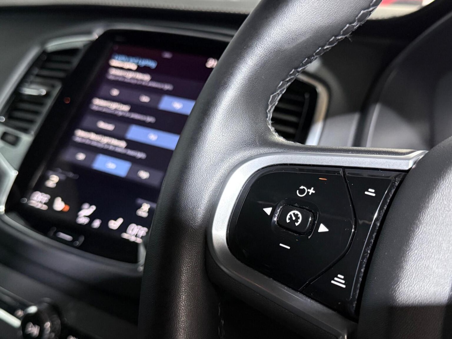 Used Volvo XC90 2022 for sale - 76855386: Photo 56