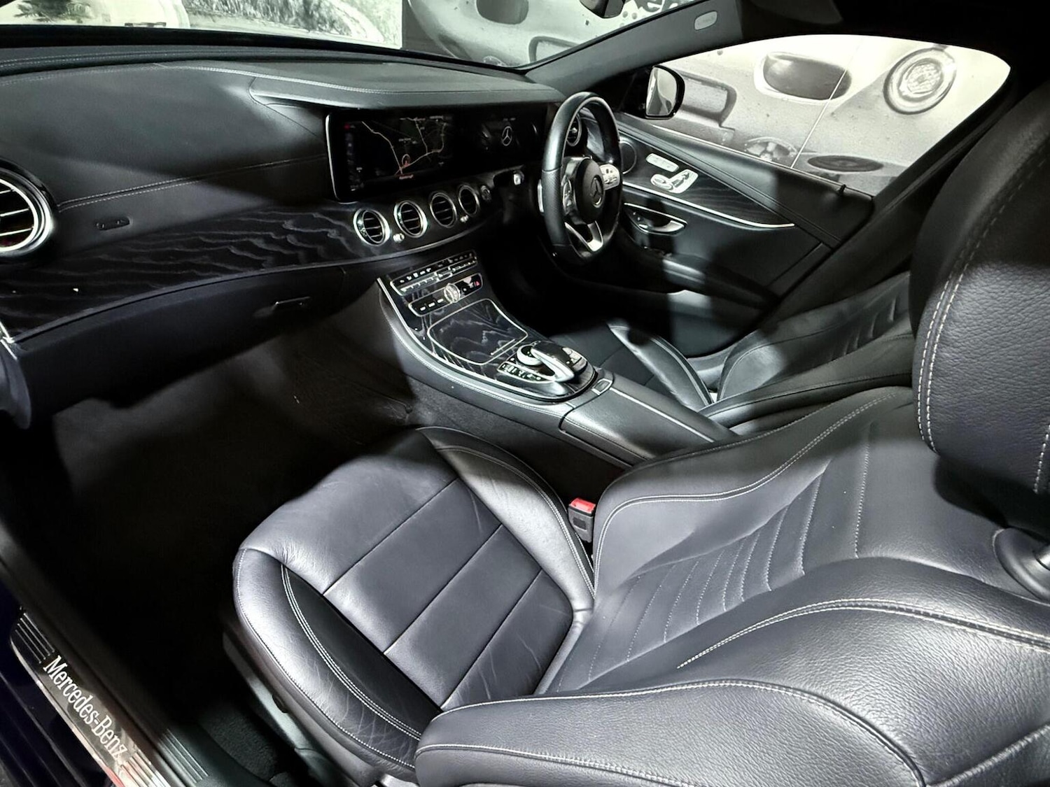 Used Mercedes-Benz E Class 2019 for sale - 77118648: Photo 2