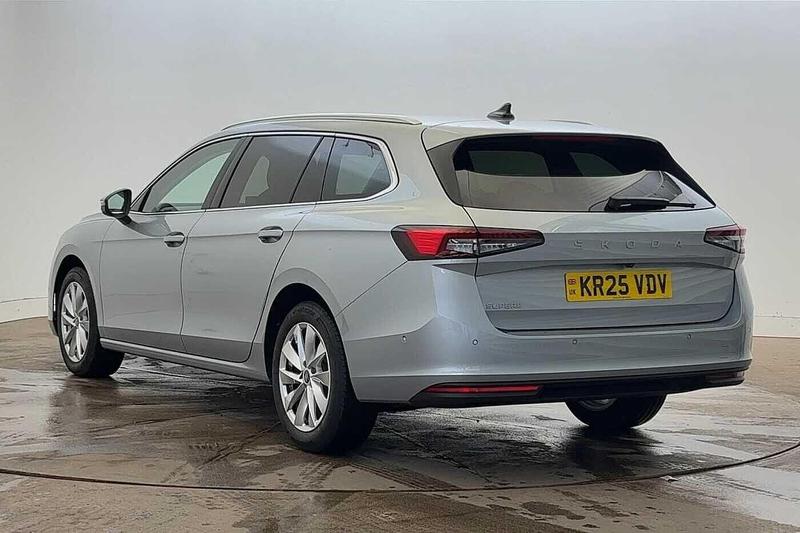 Used Skoda Superb 2025 for sale - 76718917: Photo 3