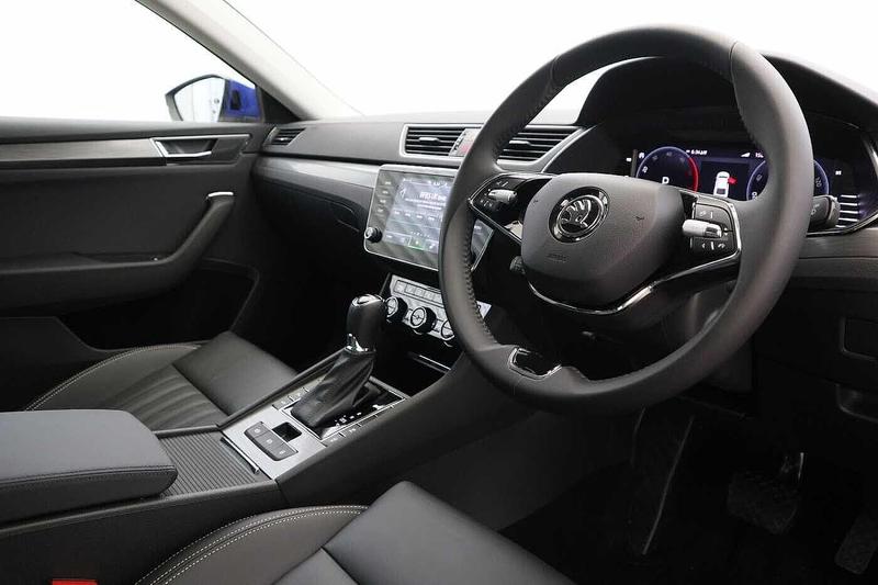 Used Skoda Superb 2023 for sale - 76882787: Photo 6