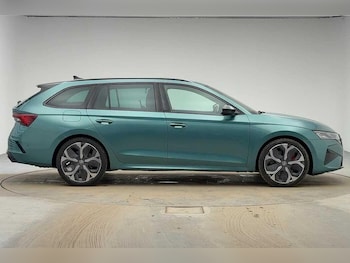 Used Skoda Octavia 2025 for sale - 78026286: Photo