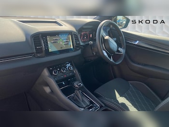 Used Skoda Karoq 2025 for sale - 78135102: Photo