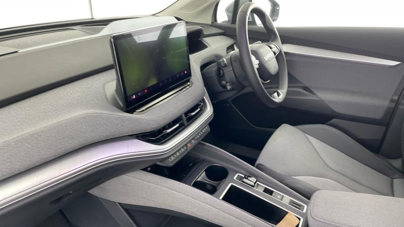 Used Skoda Enyaq 2025 for sale - 77063925: Photo 2