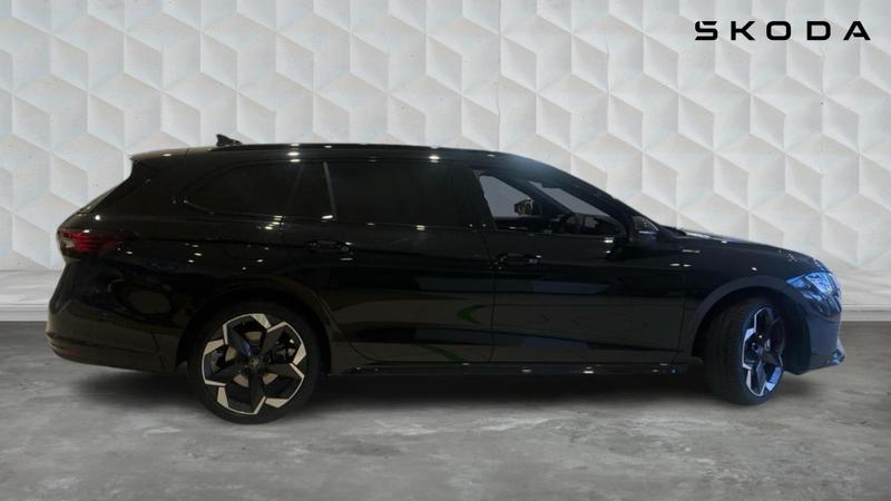 Used Skoda Superb 2025 for sale - 76252388: Photo 5