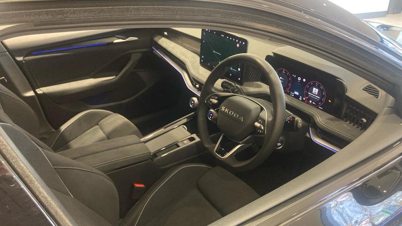 Used Skoda Superb 2025 for sale - 76252388: Photo 6