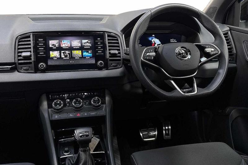 Used Skoda Karoq 2024 for sale - 76488563: Photo 2