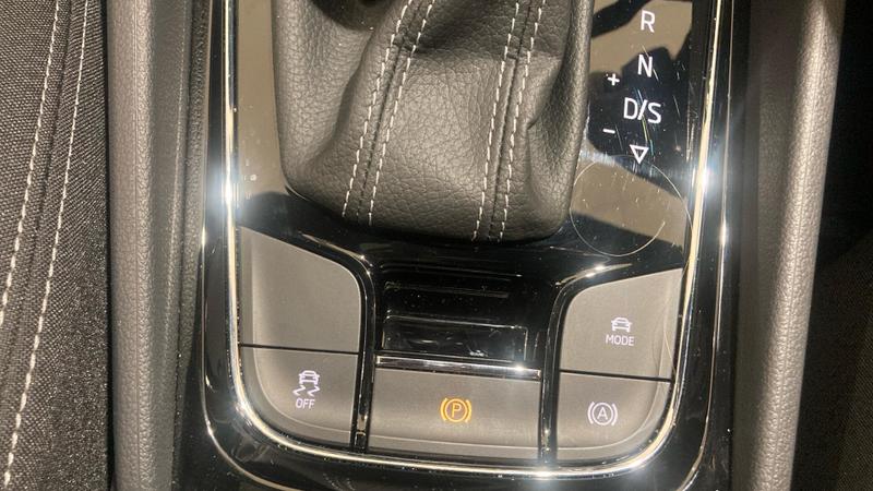 Used Skoda Karoq 2024 for sale - 76488563: Photo 28