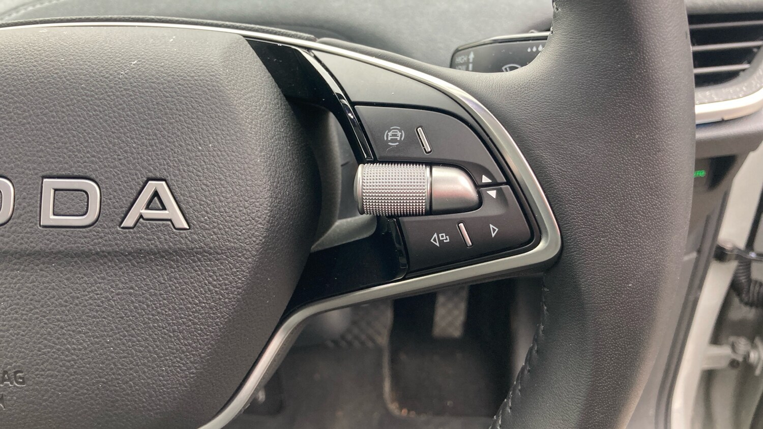 Used Skoda Enyaq 2025 for sale - 77602170: Photo 27