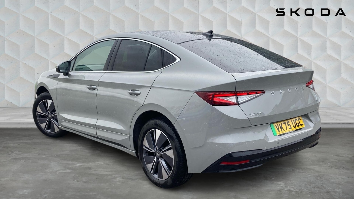 Used Skoda Enyaq 2025 for sale - 77602170: Photo 3