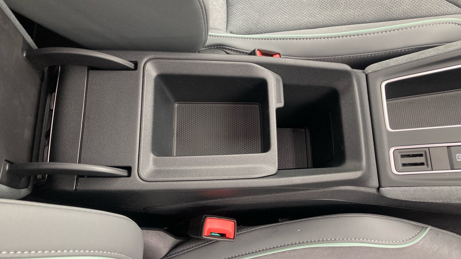 Used Skoda Enyaq 2025 for sale - 77602170: Photo 31