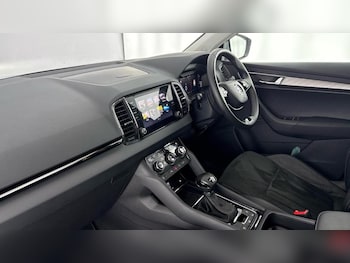 Used Skoda Karoq 2024 for sale - 77354343: Photo