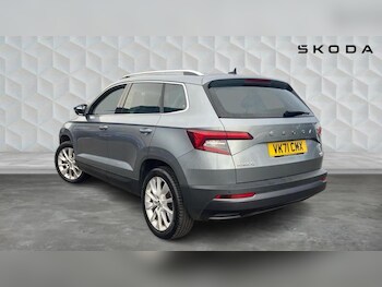 Used Skoda Karoq 2021 for sale - 76557352: Photo