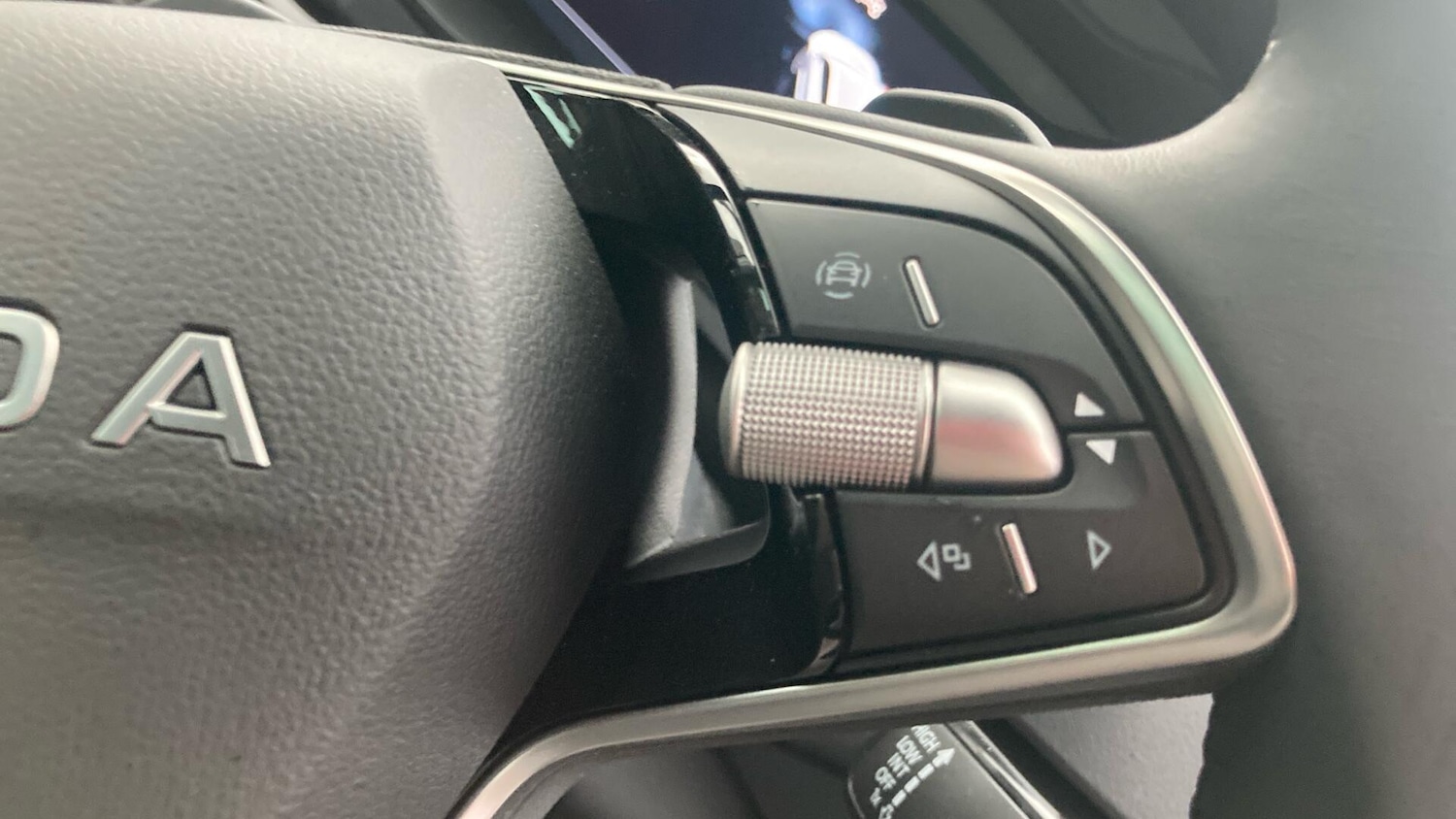 Used Skoda Karoq 2026 for sale - 77691021: Photo 10