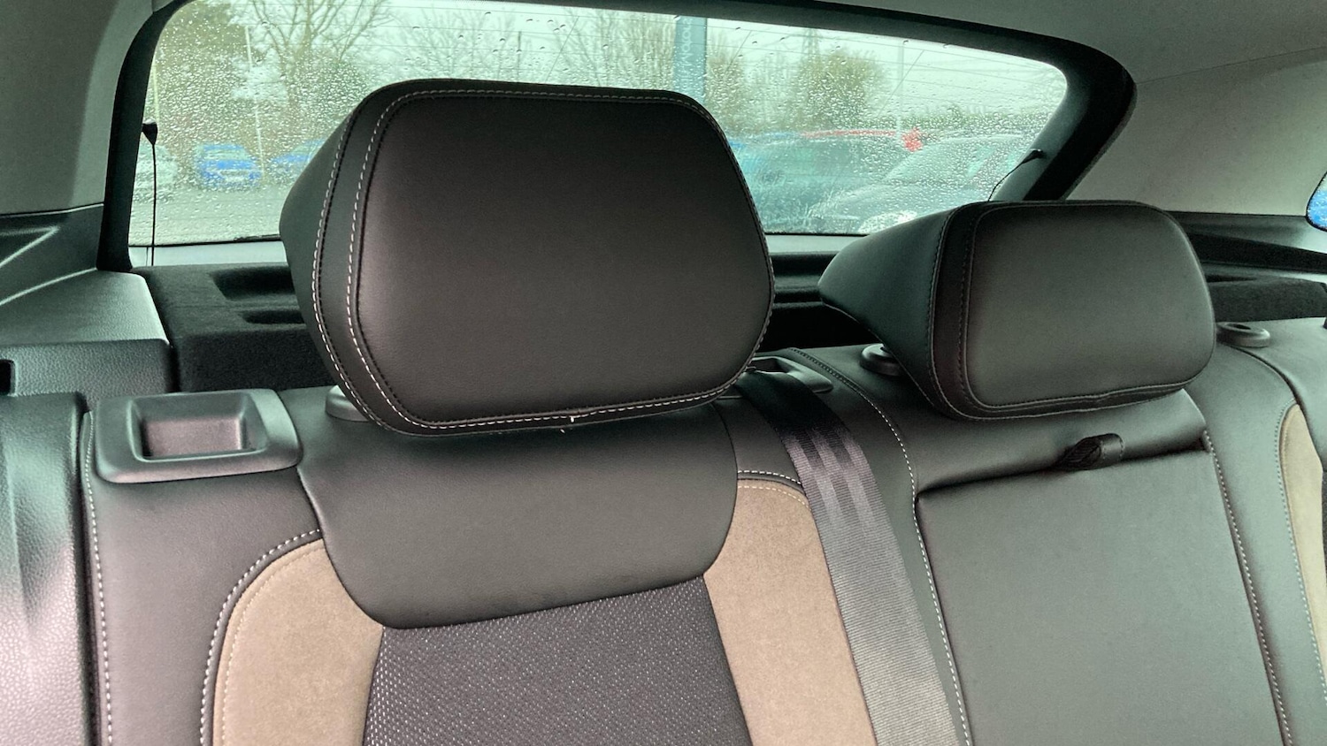 Used Skoda Karoq 2026 for sale - 77691021: Photo 23