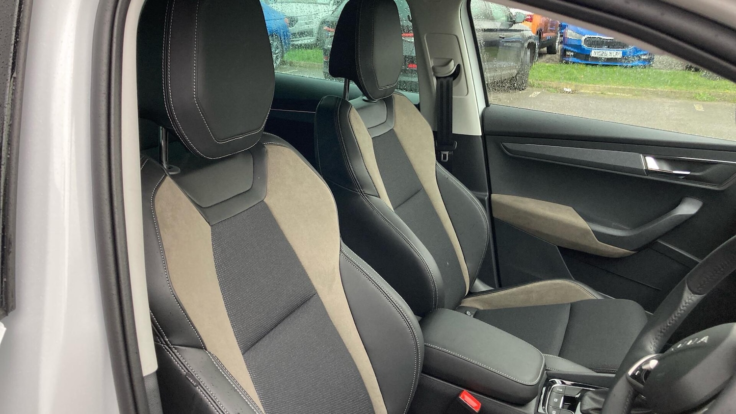 Used Skoda Karoq 2026 for sale - 77691021: Photo 29