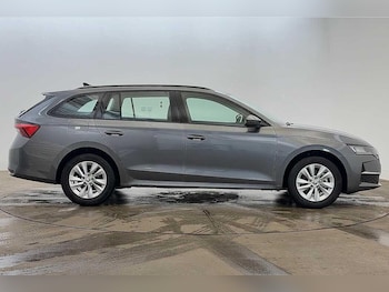 Used Skoda Octavia 2024 for sale - 78778986: Photo
