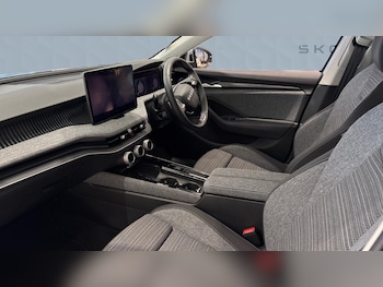 Used Skoda Superb 2025 for sale - 77505091: Photo