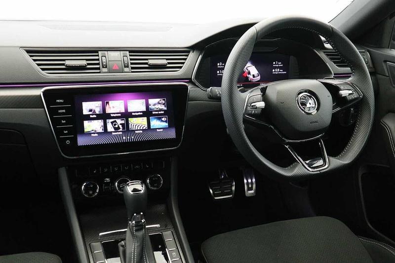 Used Skoda Superb 2024 for sale - 76895543: Photo 2