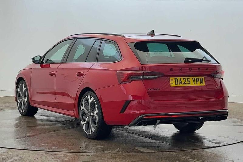 Used Skoda Octavia 2025 for sale - 76332571: Photo 3