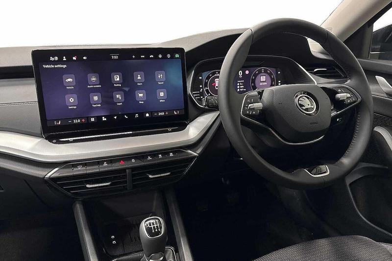 Used Skoda Octavia 2024 for sale - 76595488: Photo 2