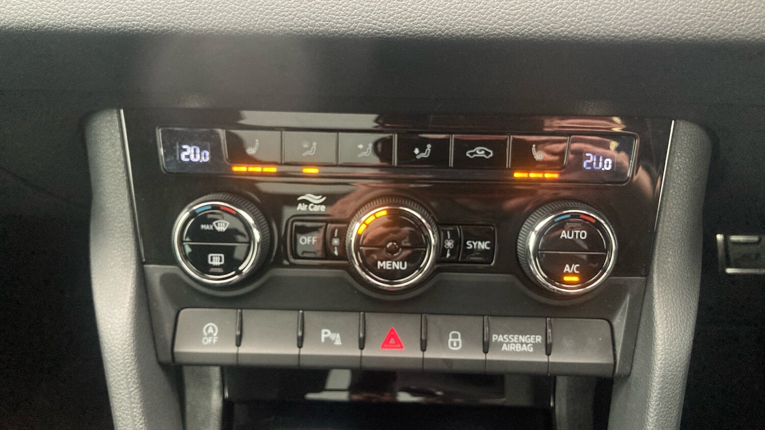 Used Skoda Karoq 2023 for sale - 77602174: Photo 24