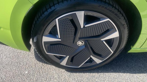 Used Skoda Enyaq 2023 for sale - 76018347: Photo 16