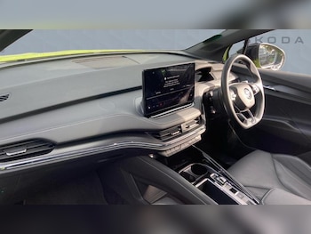 Used Skoda Enyaq 2023 for sale - 76018347: Photo 2
