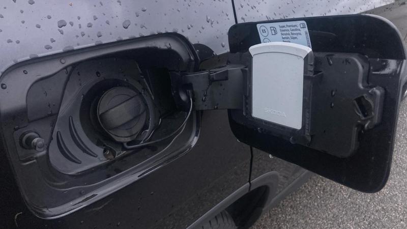 Used Skoda Karoq 2025 for sale - 76312277: Photo 16