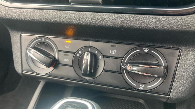 Used Skoda Kamiq 2023 for sale - 76252395: Photo 28