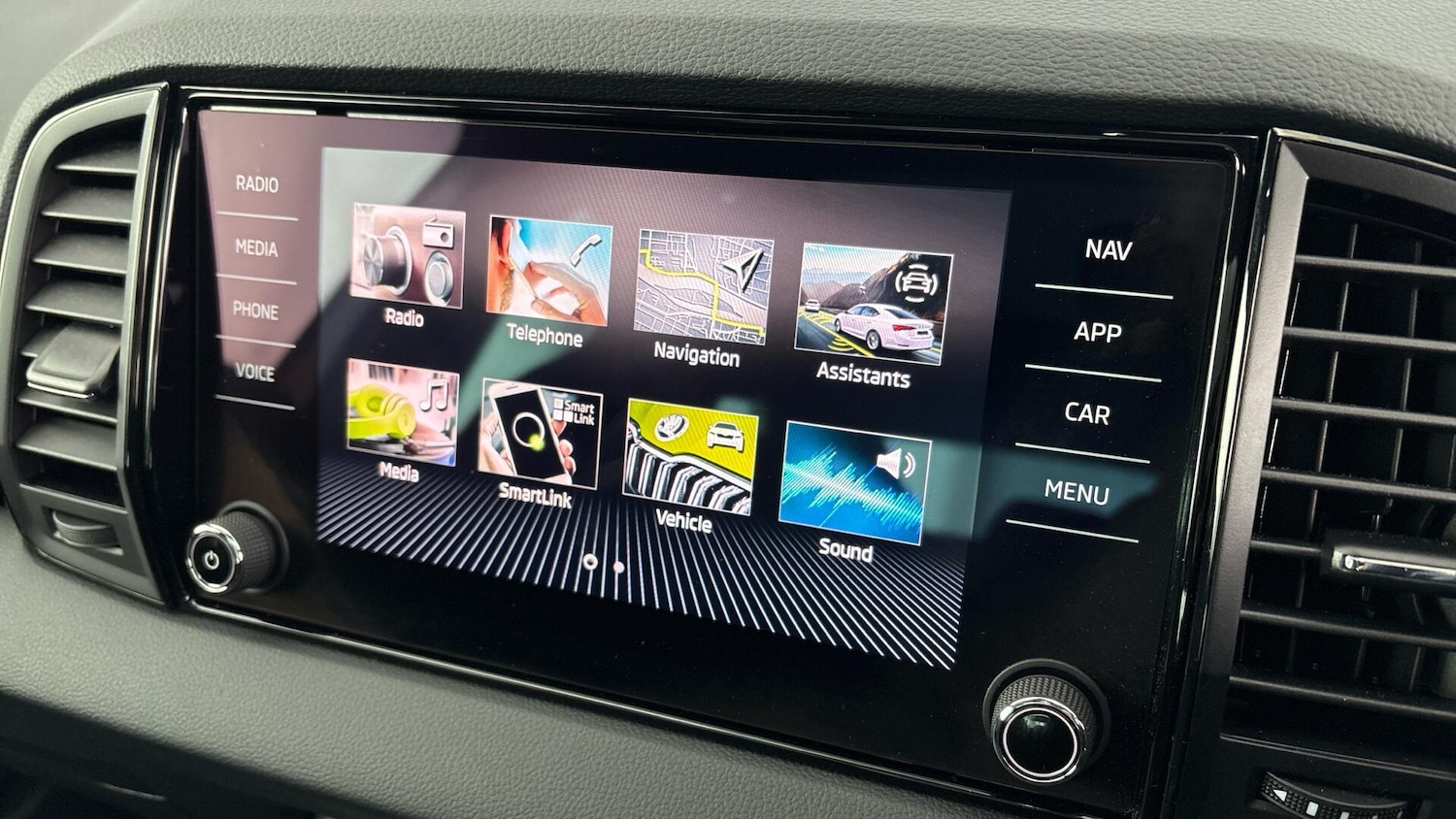 Used Skoda Karoq 2025 for sale - 77750123: Photo 19