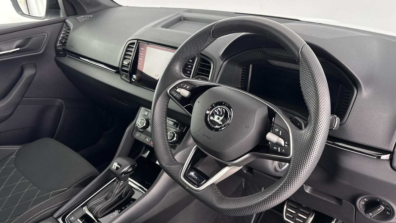 Used Skoda Karoq 2025 for sale - 77750123: Photo 7