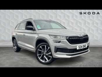 2021 - 2.0TDI 200ps 4X4 Sportline 7 seats SCR DSG Automatic 5-Door