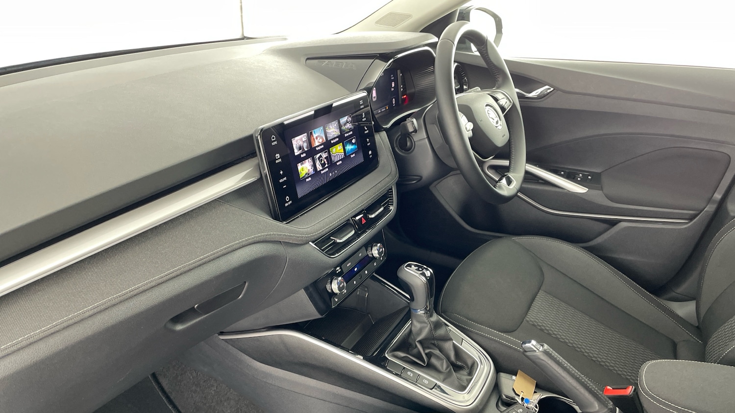 Used Skoda Fabia 2024 for sale - 78162615: Photo 2