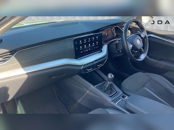 Used Skoda Octavia 2023 for sale - 77778600: Photo