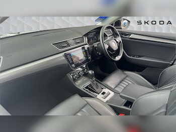 Used Skoda Superb 2022 for sale - 78995362: Photo