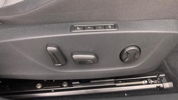 Used Skoda Enyaq 2025 for sale - 76252393: Photo 23