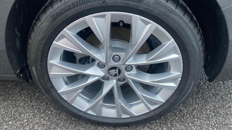 Used Skoda Superb 2025 for sale - 76252375: Photo 15