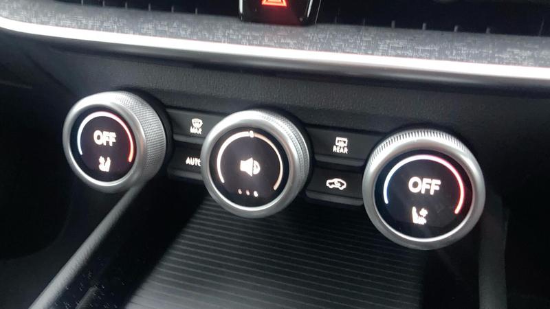 Used Skoda Superb 2025 for sale - 76252375: Photo 32