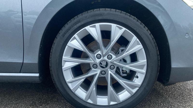 Used Skoda Superb 2025 for sale - 76252375: Photo 5