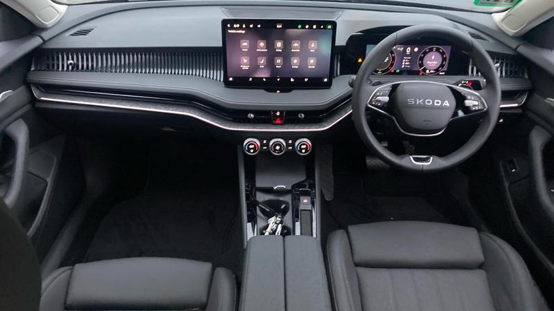 Used Skoda Superb 2025 for sale - 76252375: Photo 9