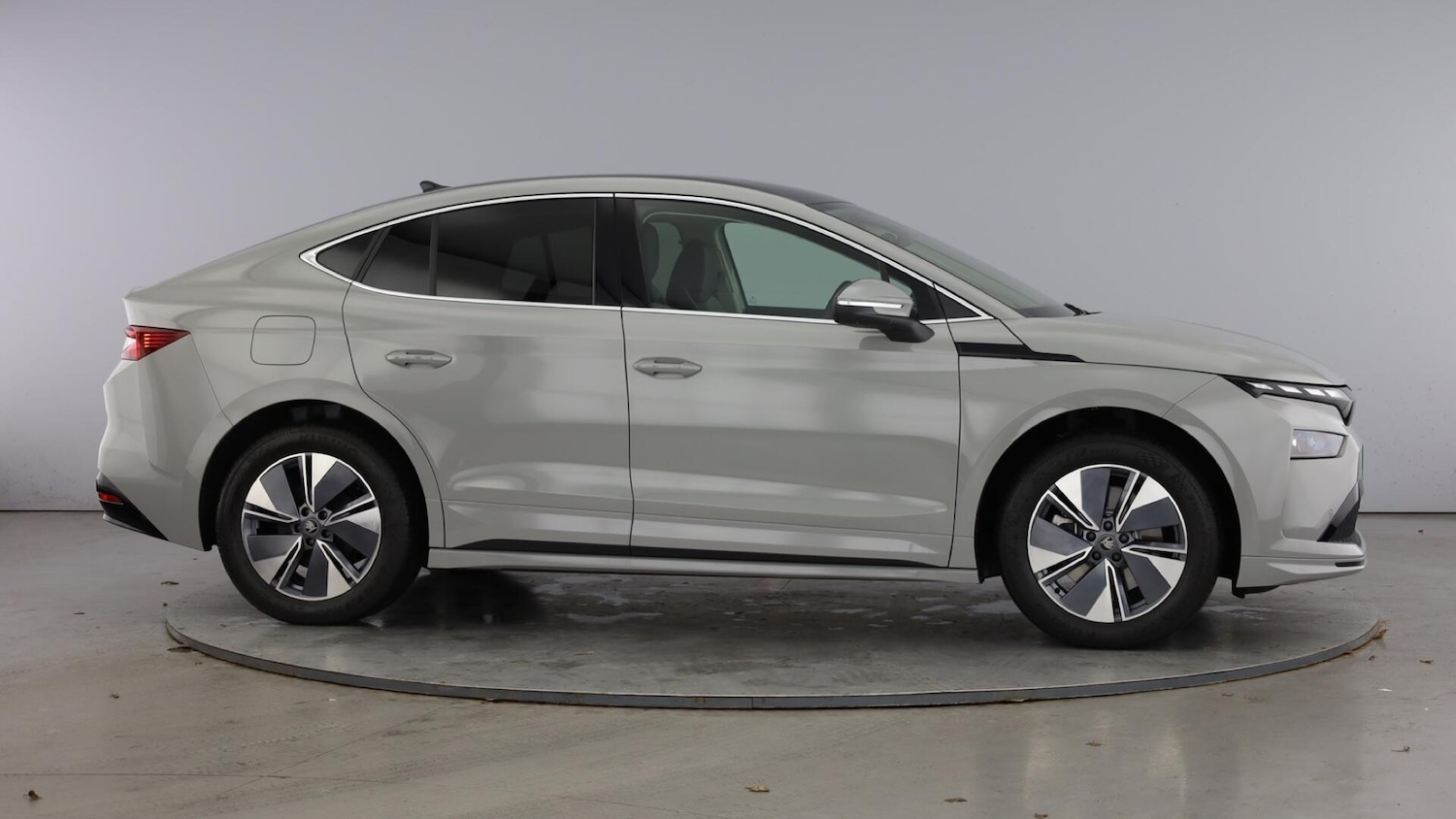 Used Skoda Enyaq 2025 for sale - 77505210: Photo 4