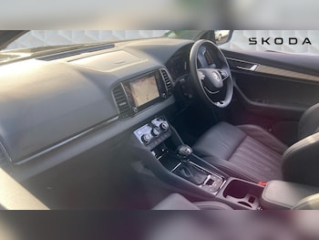 Used Skoda Karoq 2024 for sale - 77602447: Photo